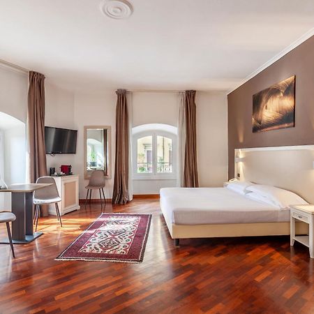 Inn Rome Rooms & Suites Ngoại thất bức ảnh
