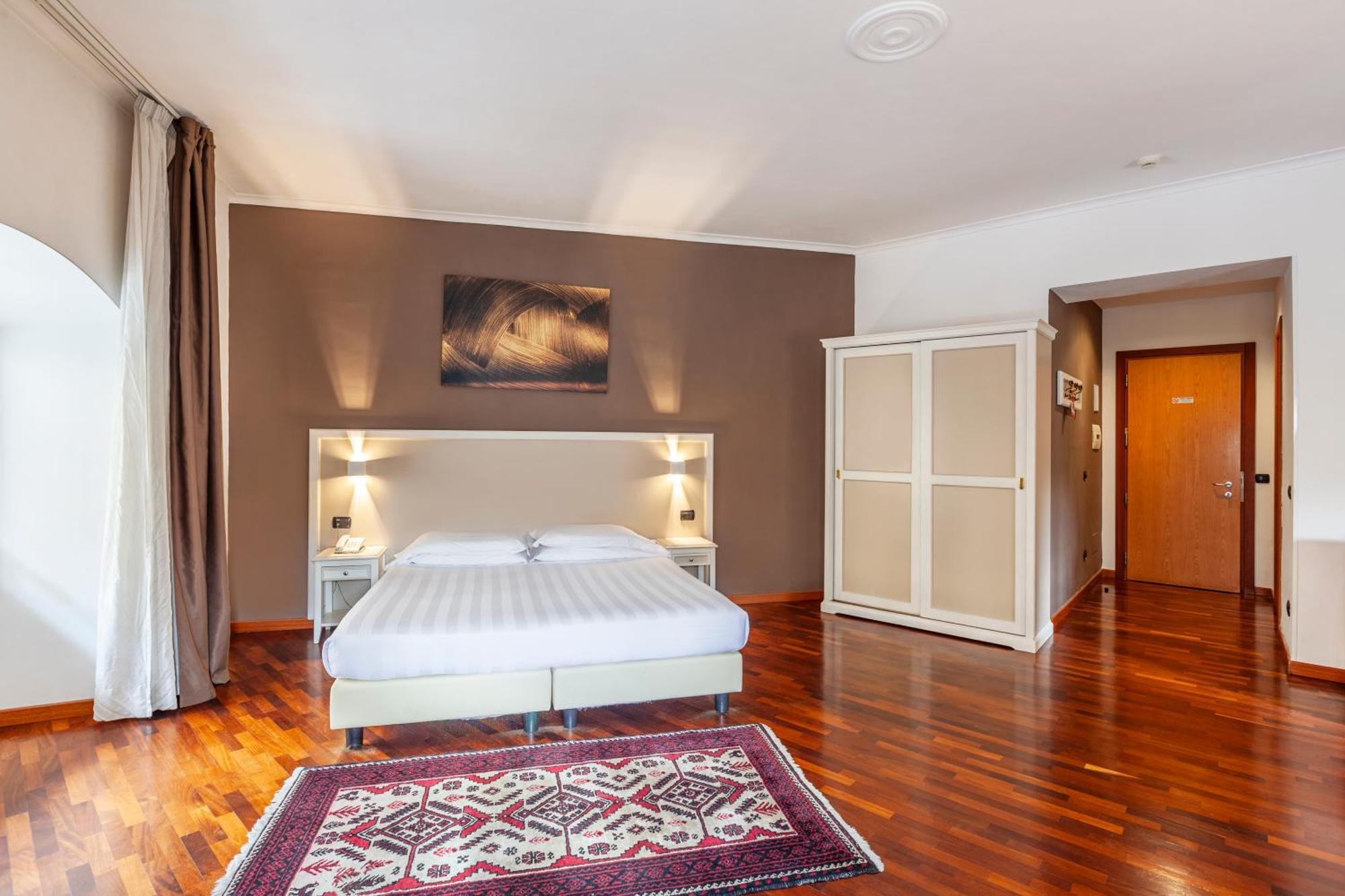 Inn Rome Rooms & Suites Ngoại thất bức ảnh